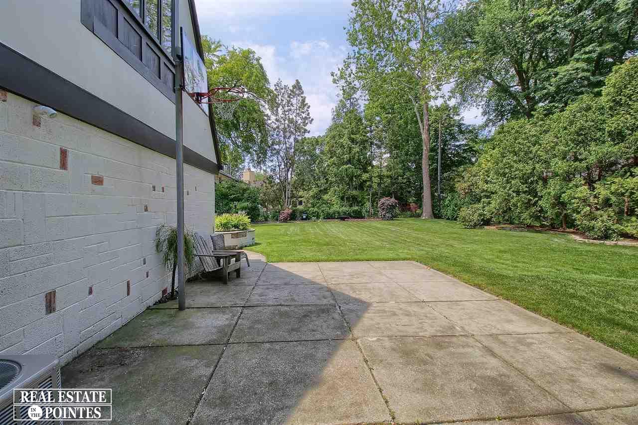 154 Cloverly Road Grosse Pointe Farms, MI 48236 - Photo 46 of 52