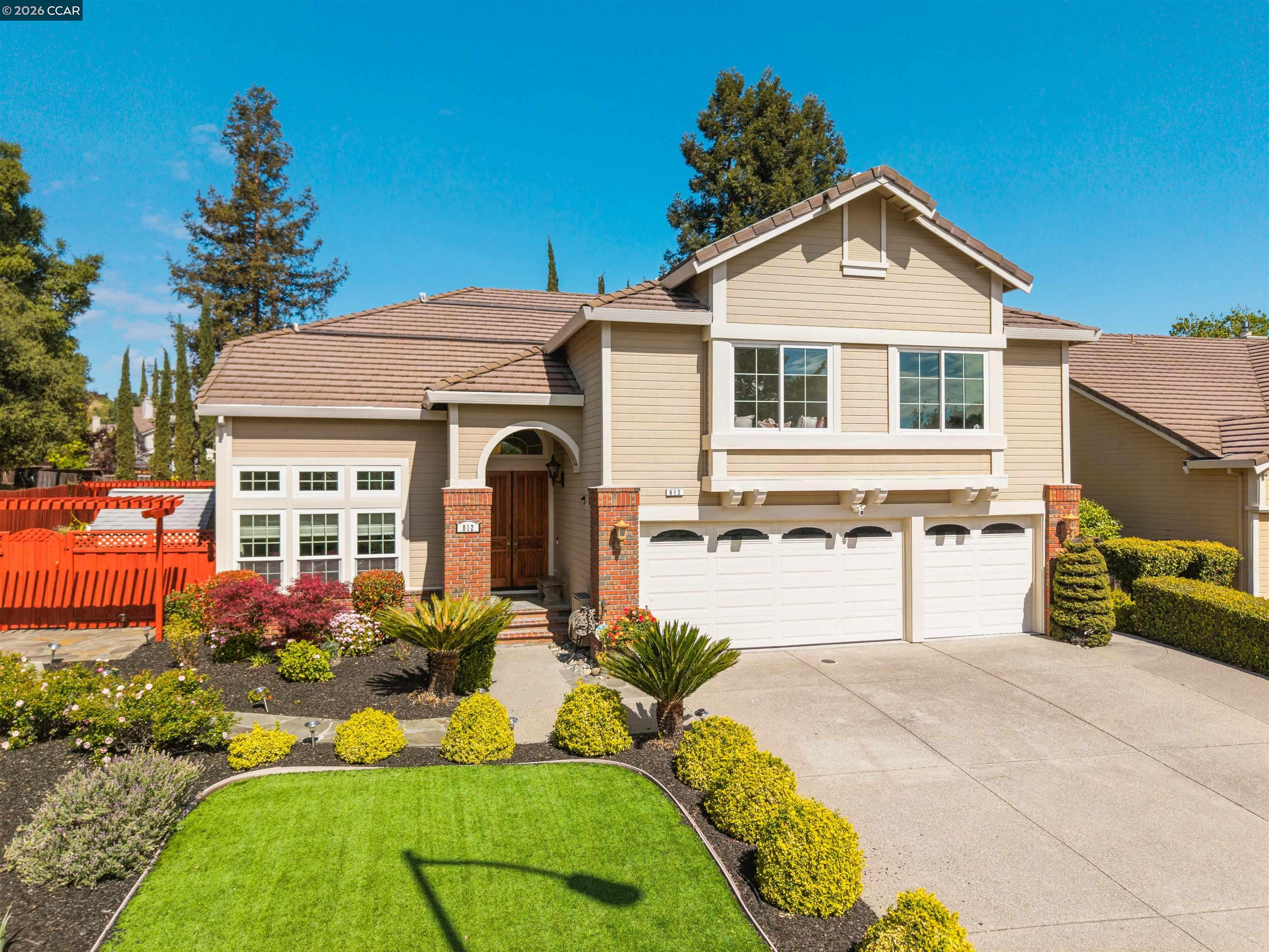 812 Beaver Creek Court San Ramon, CA 94582 - Photo 3 of 65