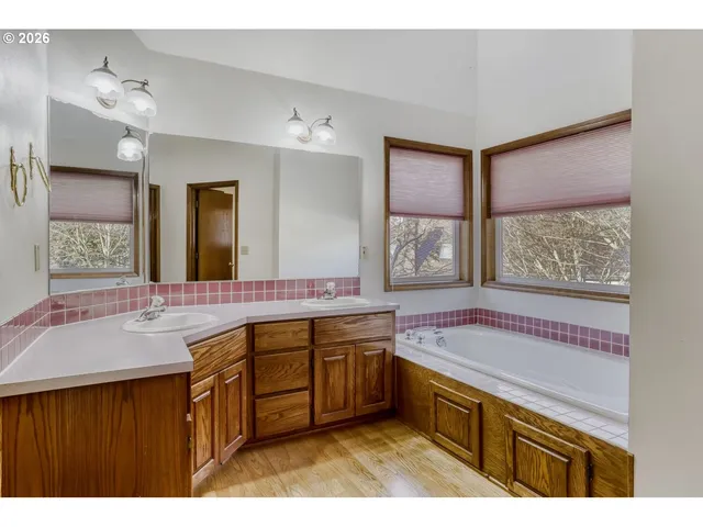 $674,900 | 16395 Southwest Sumac Street, Beaverton, OR 97007