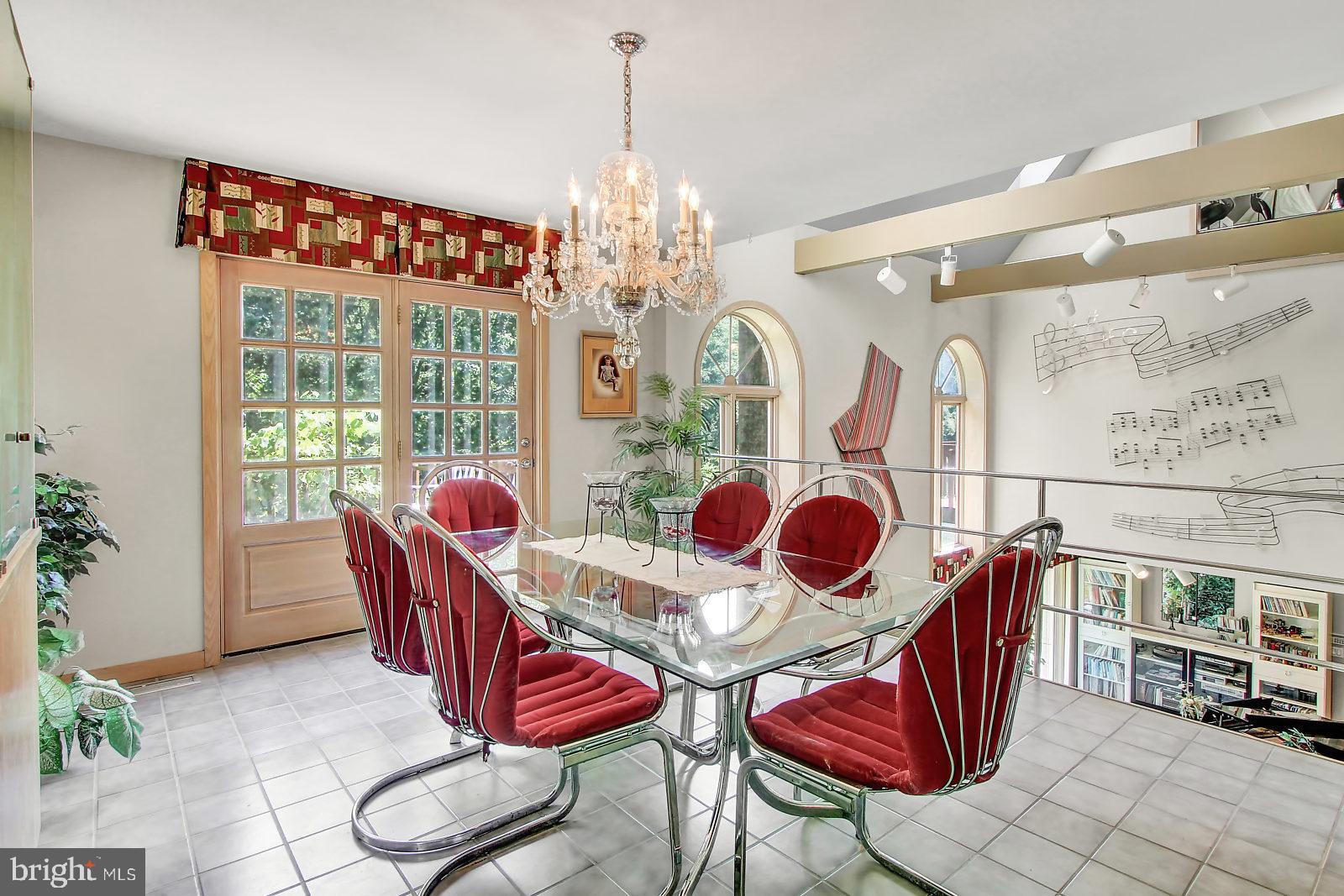 330 Millway Road Ephrata, PA 17522 - Photo 15 of 43 Dining Room