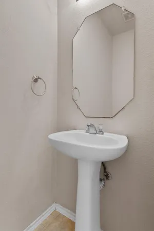 $1,695 | 13720 Harris Ridge Boulevard, Unit A, Pflugerville, TX 78660