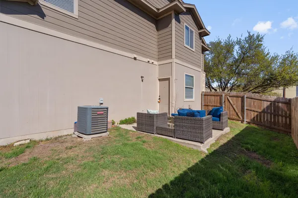$1,695 | 13720 Harris Ridge Boulevard, Unit A, Pflugerville, TX 78660