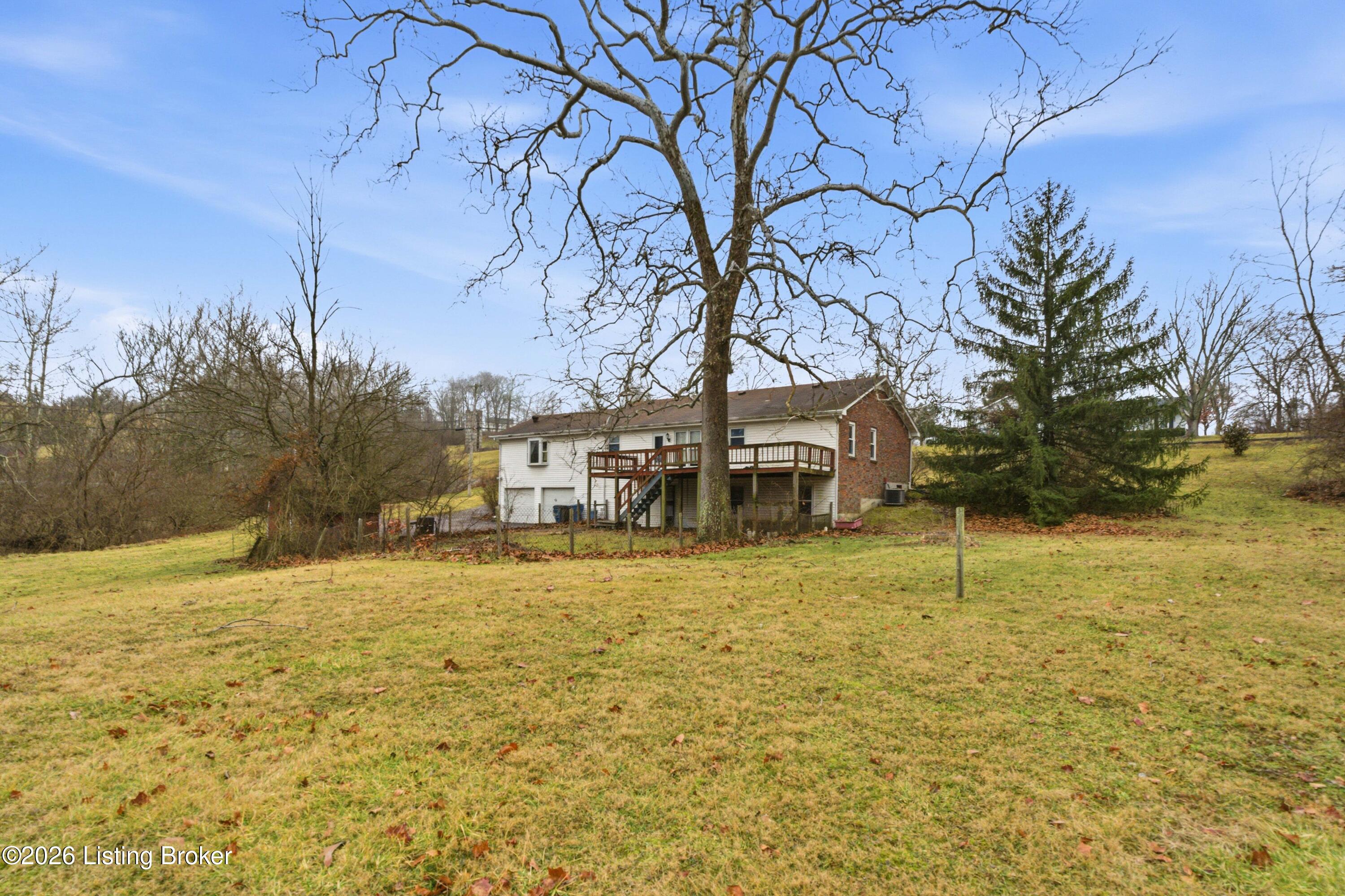 2105 Walnut Road La Grange, KY 40031 - Photo 12 of 38 DSC07107