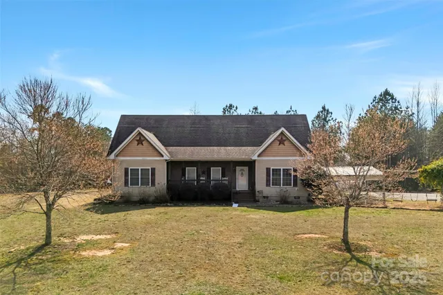 $730,000 | 1581 Rhyne Road, Dallas, NC 28034