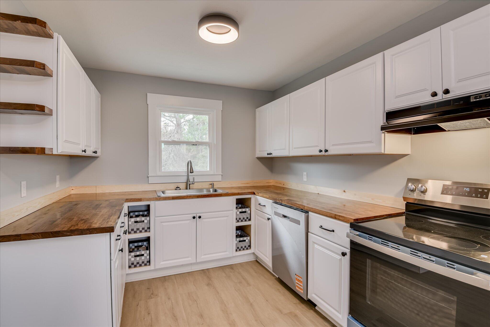 427 Ascauga Lake Road Graniteville, SC 29829 - Photo 11 of 29 11-111