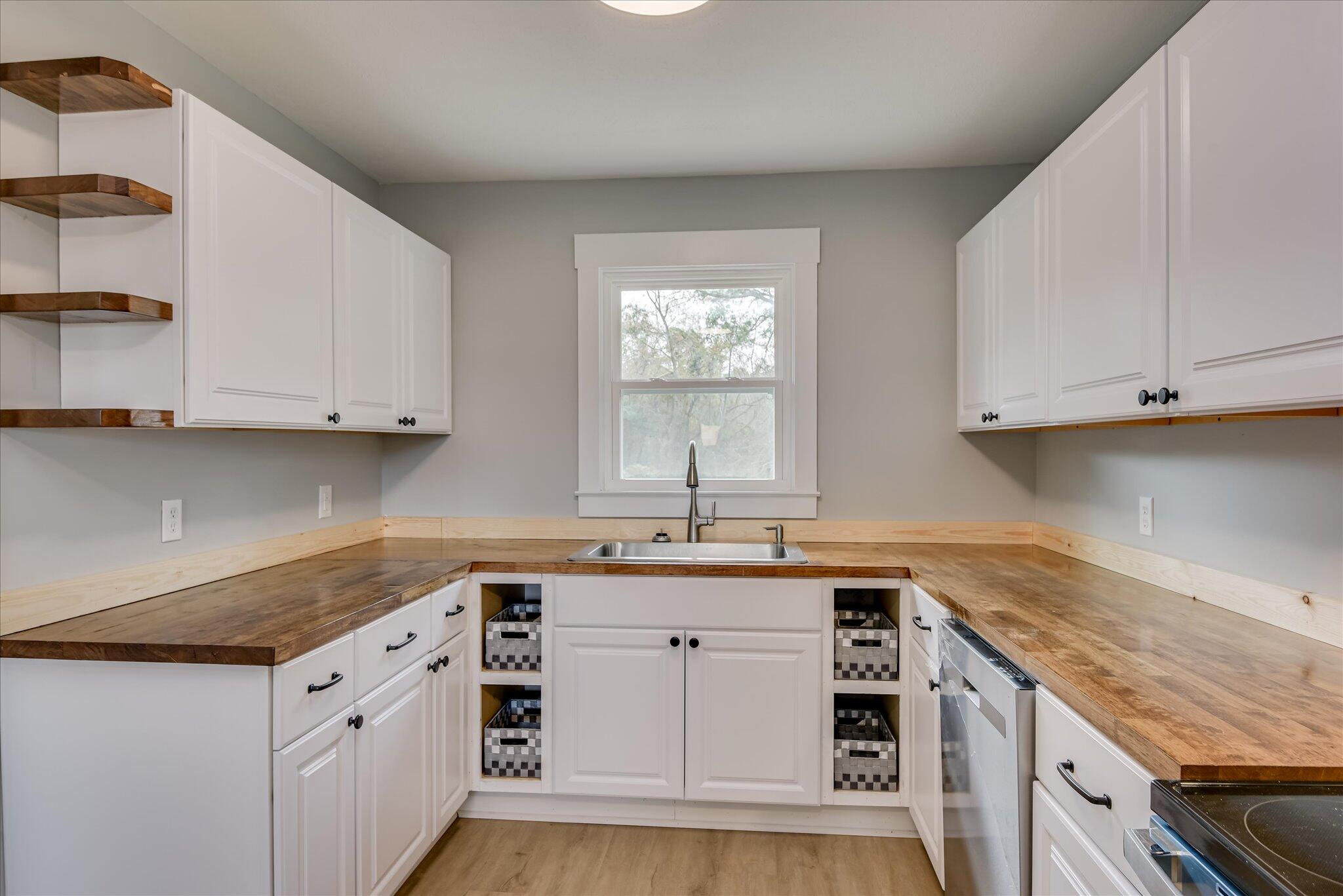 427 Ascauga Lake Road Graniteville, SC 29829 - Photo 12 of 29 12-112