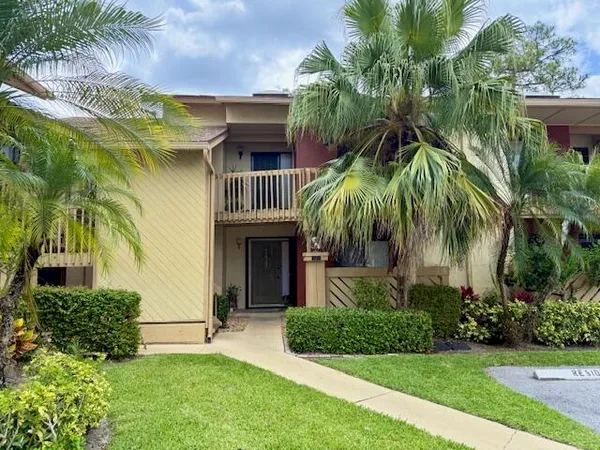 $2,100 | 13017 Northshire Trail, Unit 4, Wellington, FL 33414