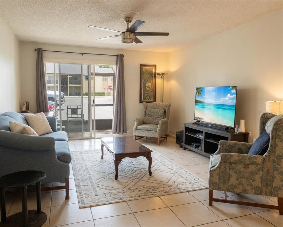 918 Lake Destiny Road, Unit A Altamonte Springs, FL 32714 - Photo 2 of 12