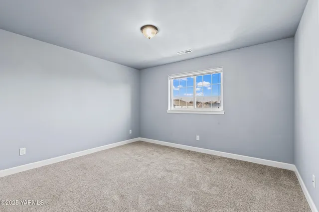 $399,999 | 671 South 83rd Avenue, Unit 2, Yakima, WA 98908