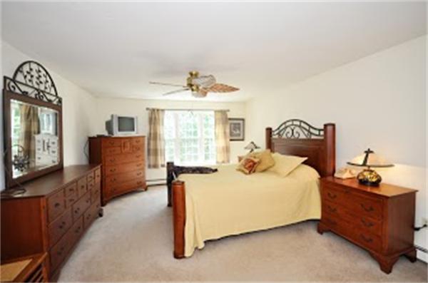 311 Ridgefield Circle, Unit A Clinton, MA 01510 - Photo 6 of 10 Gallery Image 6