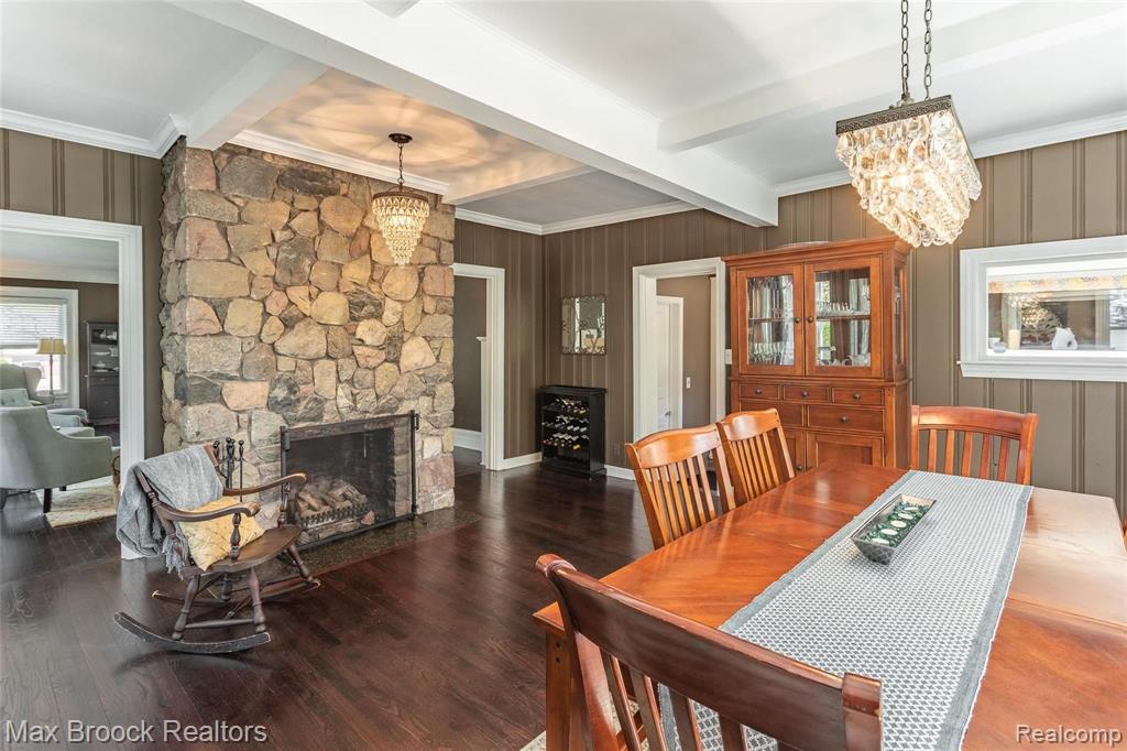 18277 Beverly Road Beverly Hills, MI 48025 - Photo 11 of 44