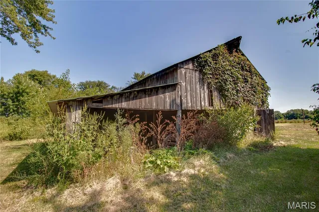 $147,583 | 27025 Sunderland Road, Jerseyville, IL 62052