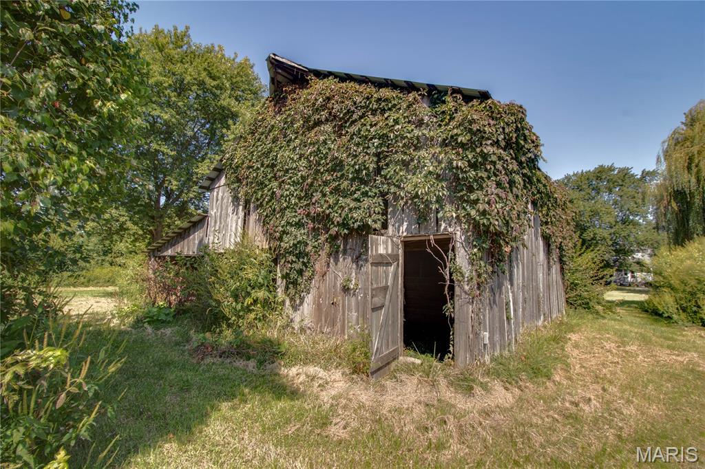 27025 Sunderland Road Jerseyville, IL 62052 - Photo 43 of 44