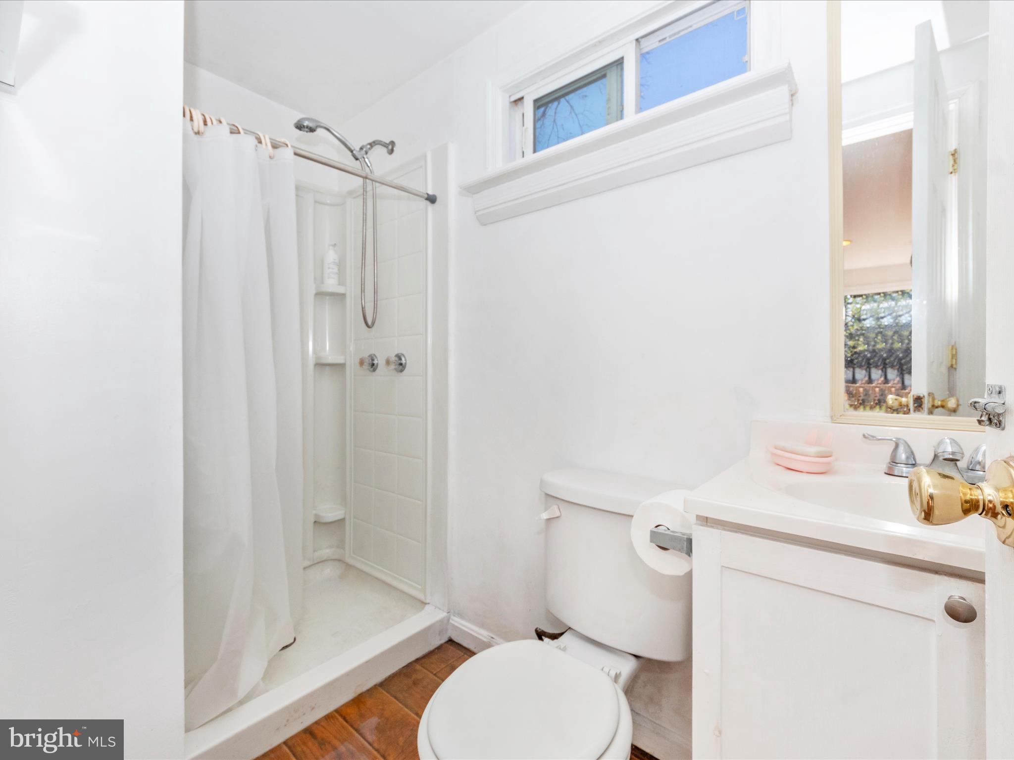 15601 Haynes Road Laurel, MD 20707 - Photo 51 of 53 Studio Bathroom