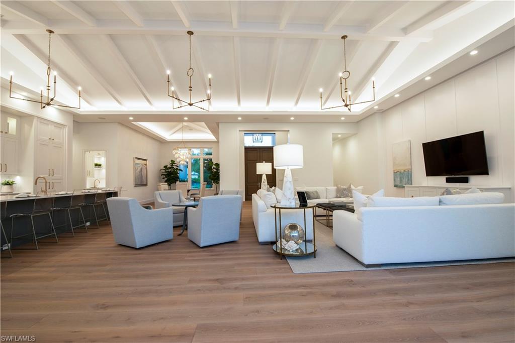 689 Rudder Road Naples, FL 34102 - Photo 5 of 21 Gallery Image 5