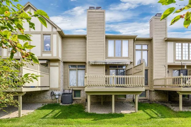 $3,200 | 2702 Maitland Drive, Ann Arbor, MI 48105