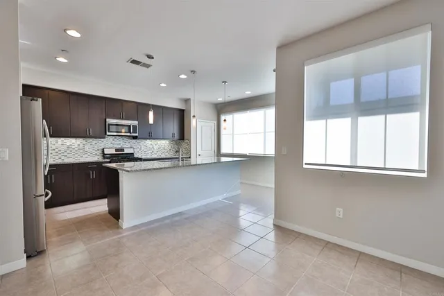 $3,900 | 772 Trunorth Circle, Escondido, CA 92026