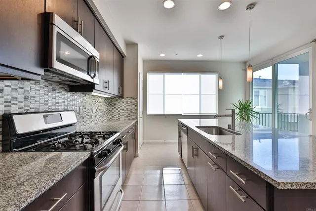 $3,900 | 772 Trunorth Circle, Escondido, CA 92026