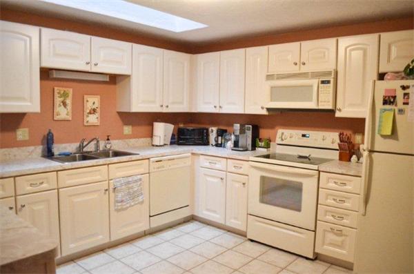 17 Cold Spring Drive, Unit C Sutton, MA 01590 - Photo 5 of 21 Gallery Image 5