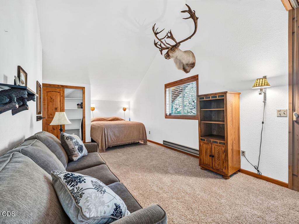 27458 Rocky Point Road Klamath Falls, OR 97601 - Photo 20 of 33