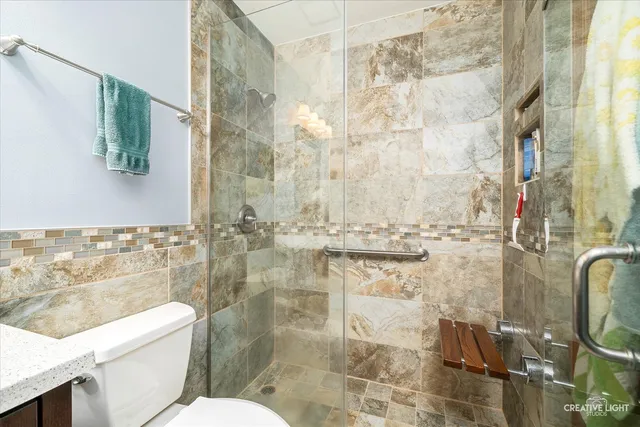 $450,000 | 135 Chesterfield Drive, Oswego, IL 60543