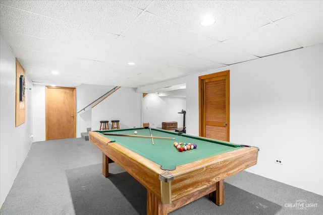 $450,000 | 135 Chesterfield Drive, Oswego, IL 60543