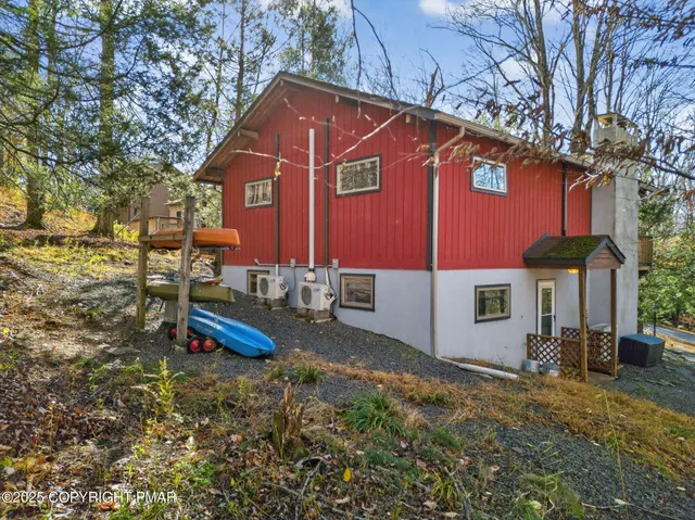 a view of yard with outdoor seating