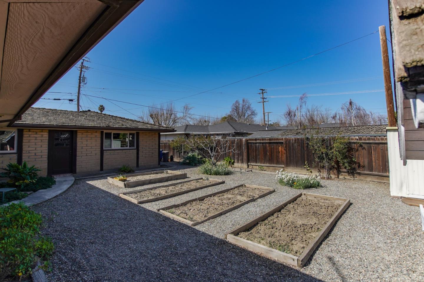 1521 Cienega Road Hollister, CA 95023 - Photo 56 of 56 a view of a house with backyard and porch
