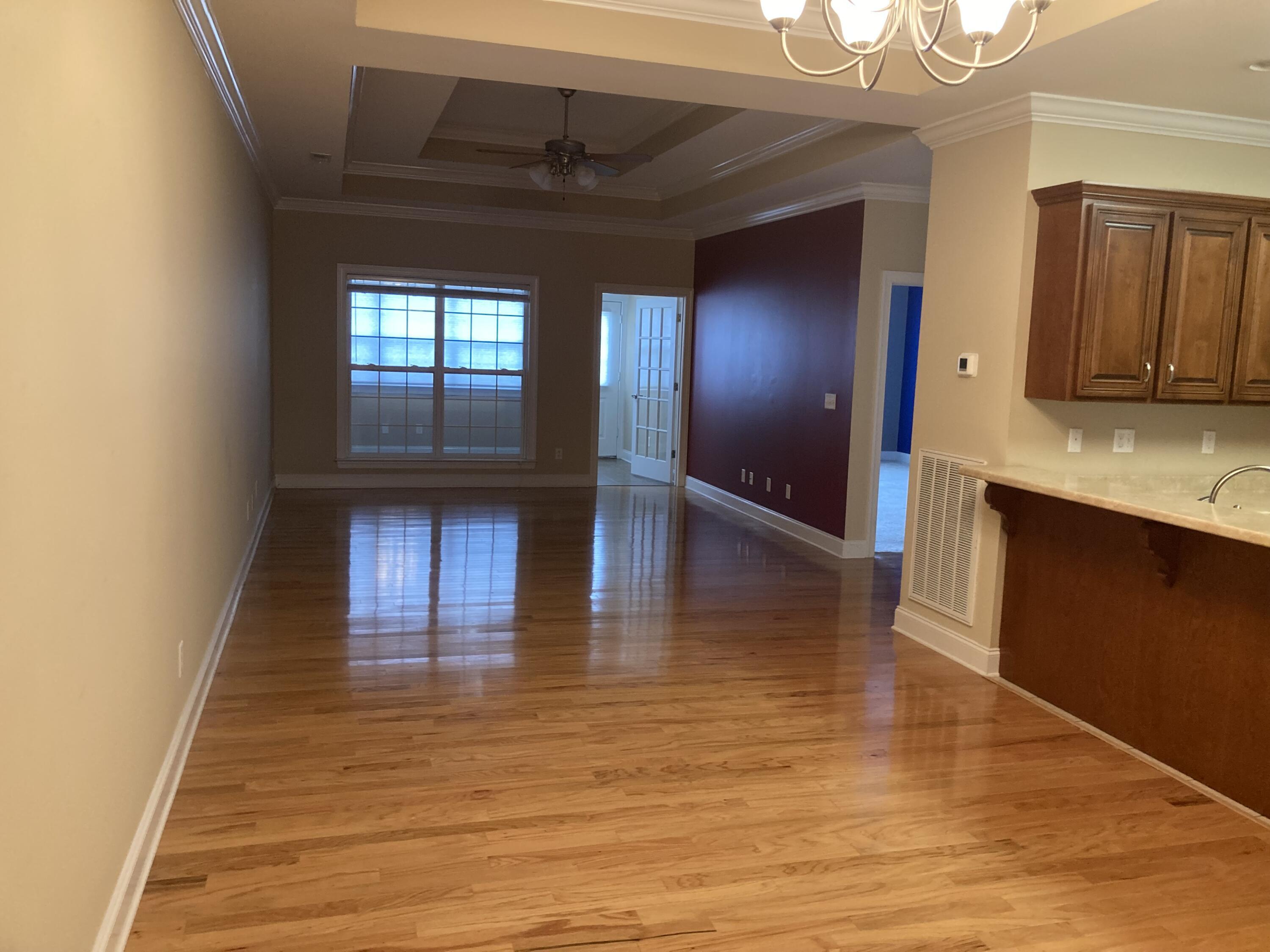 1005 Grey Oaks Lane Chattanooga, TN 37421 - Photo 3 of 25 IMG_2157