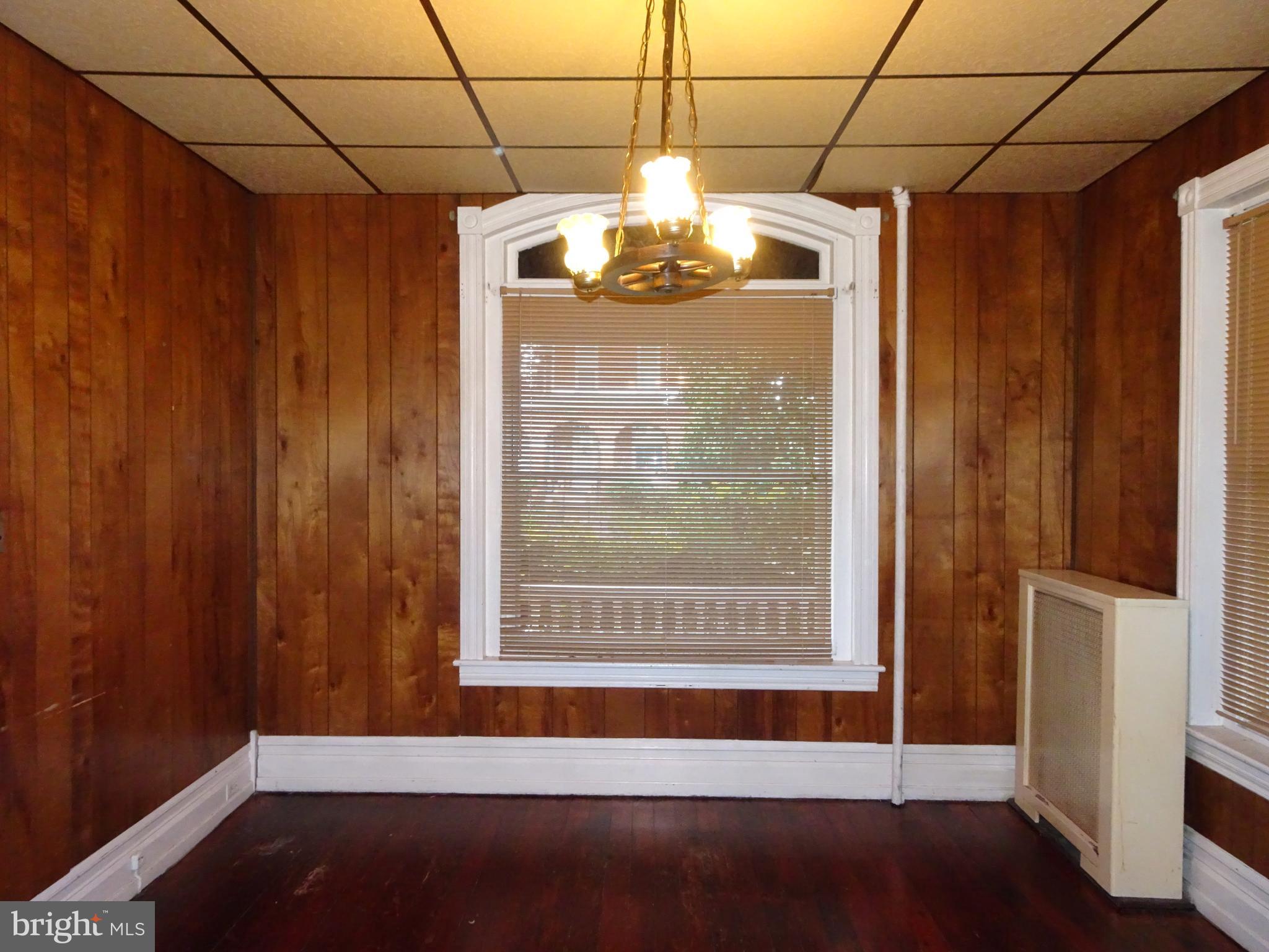 143 West Broad Street Reading, PA 19607 - Photo 4 of 59
