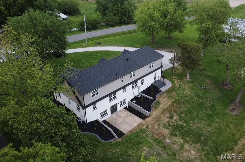 13102 Trestle Road Highland, IL 62249 - Photo 2 of 48