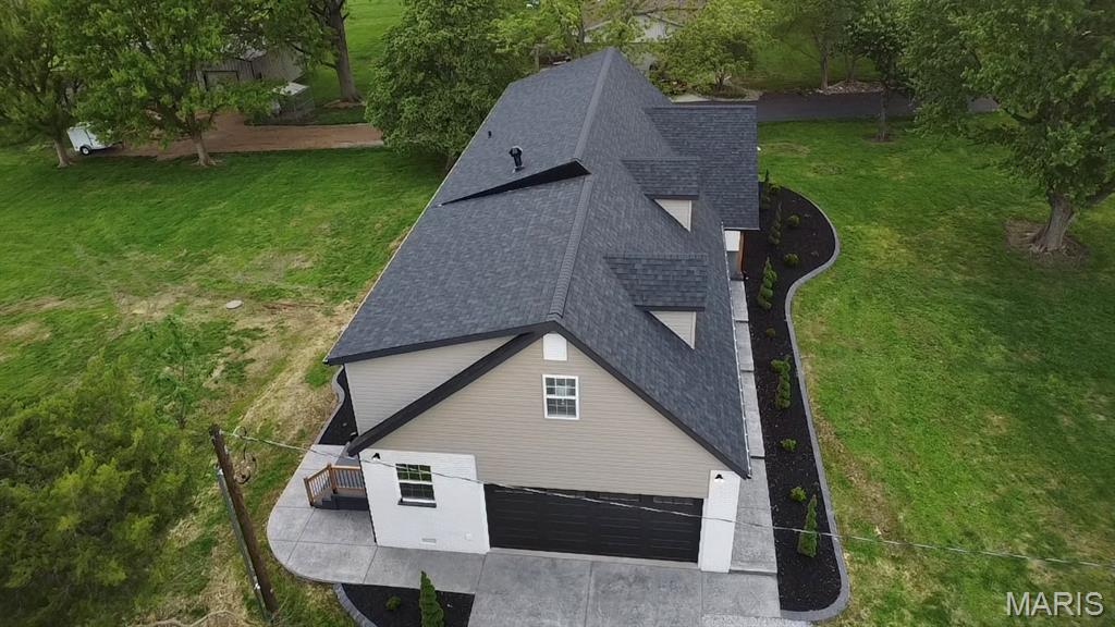 13102 Trestle Road Highland, IL 62249 - Photo 3 of 48