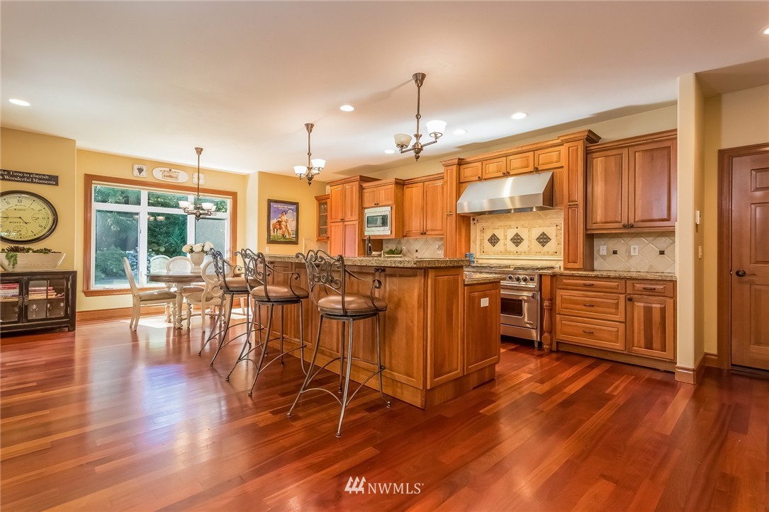 19541 183rd Way Southeast Renton, WA 98058 - Photo 10 of 25 Gallery Image 10