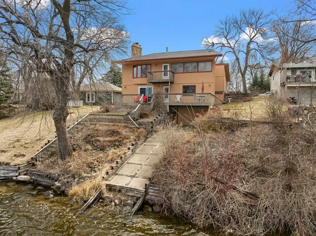 $800,000 | 2680 South Shore Drive, Prior Lake, MN 55372