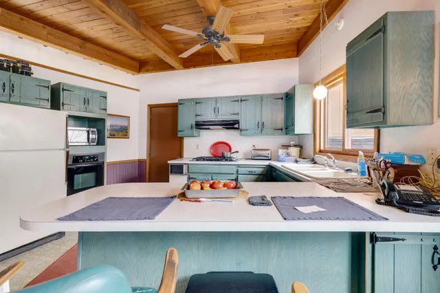 $800,000 | 2680 South Shore Drive, Prior Lake, MN 55372