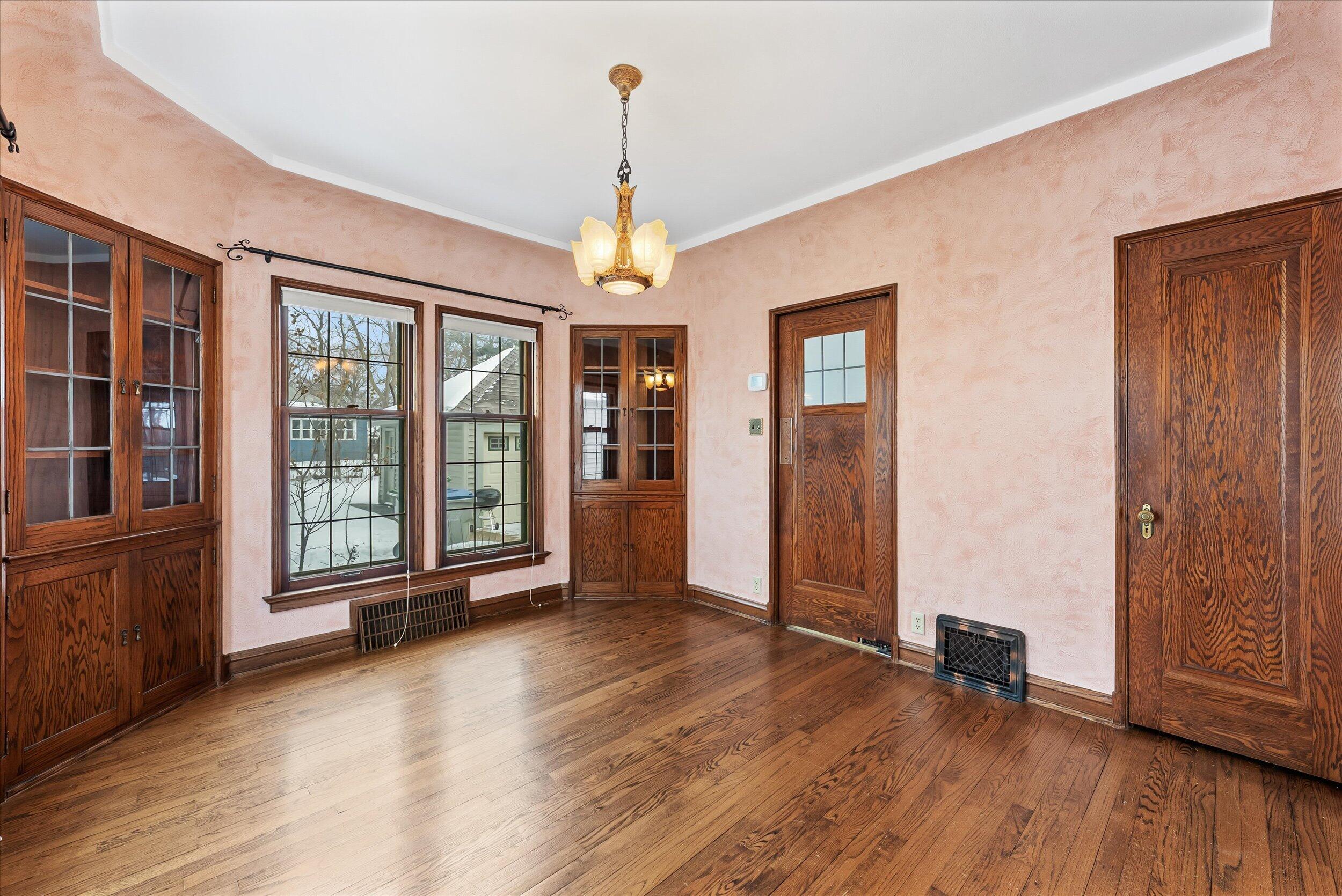 402 North 74th Street Milwaukee, WI 53213 - Photo 8 of 54 Dining Room