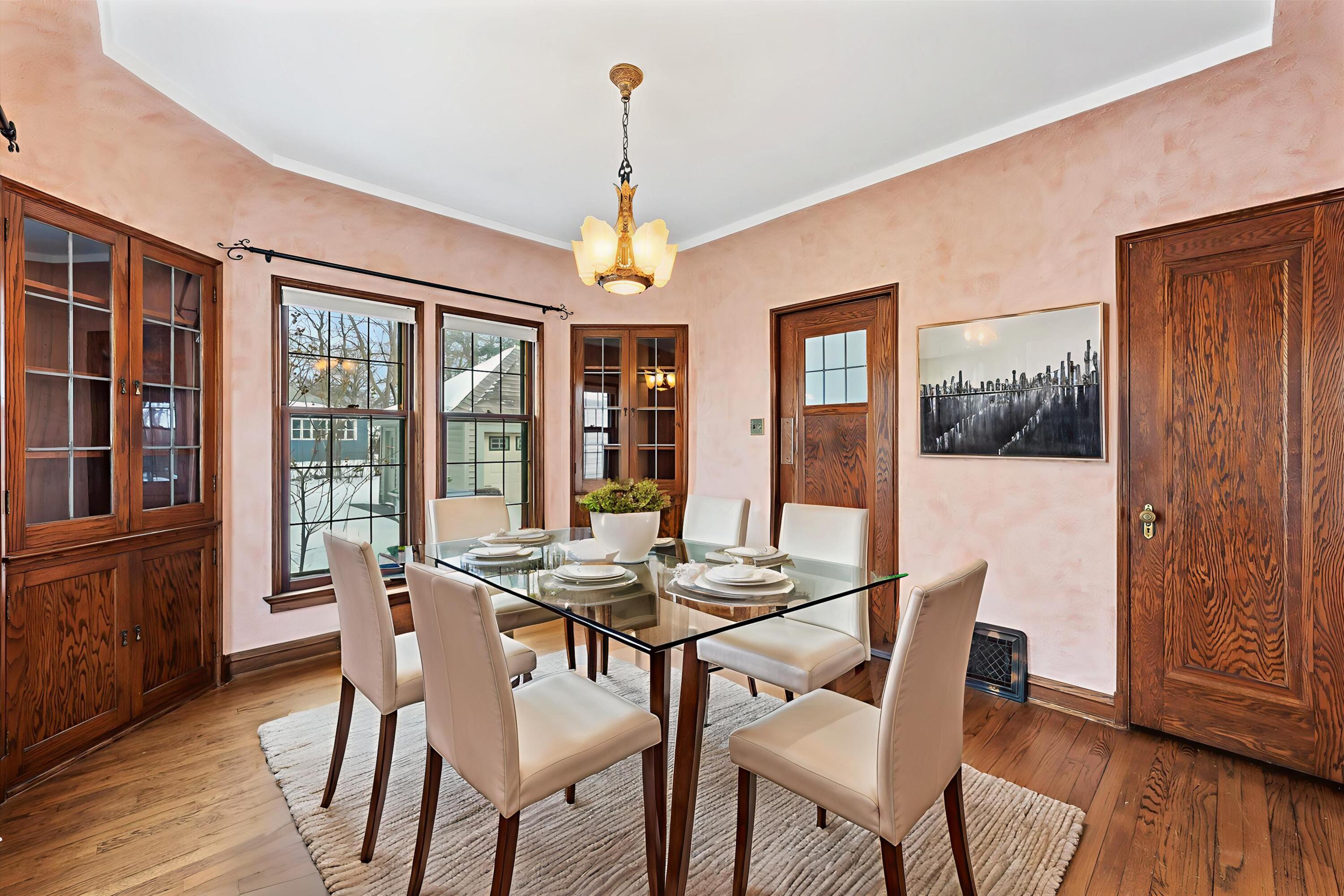 402 North 74th Street Milwaukee, WI 53213 - Photo 9 of 54 Dining Room