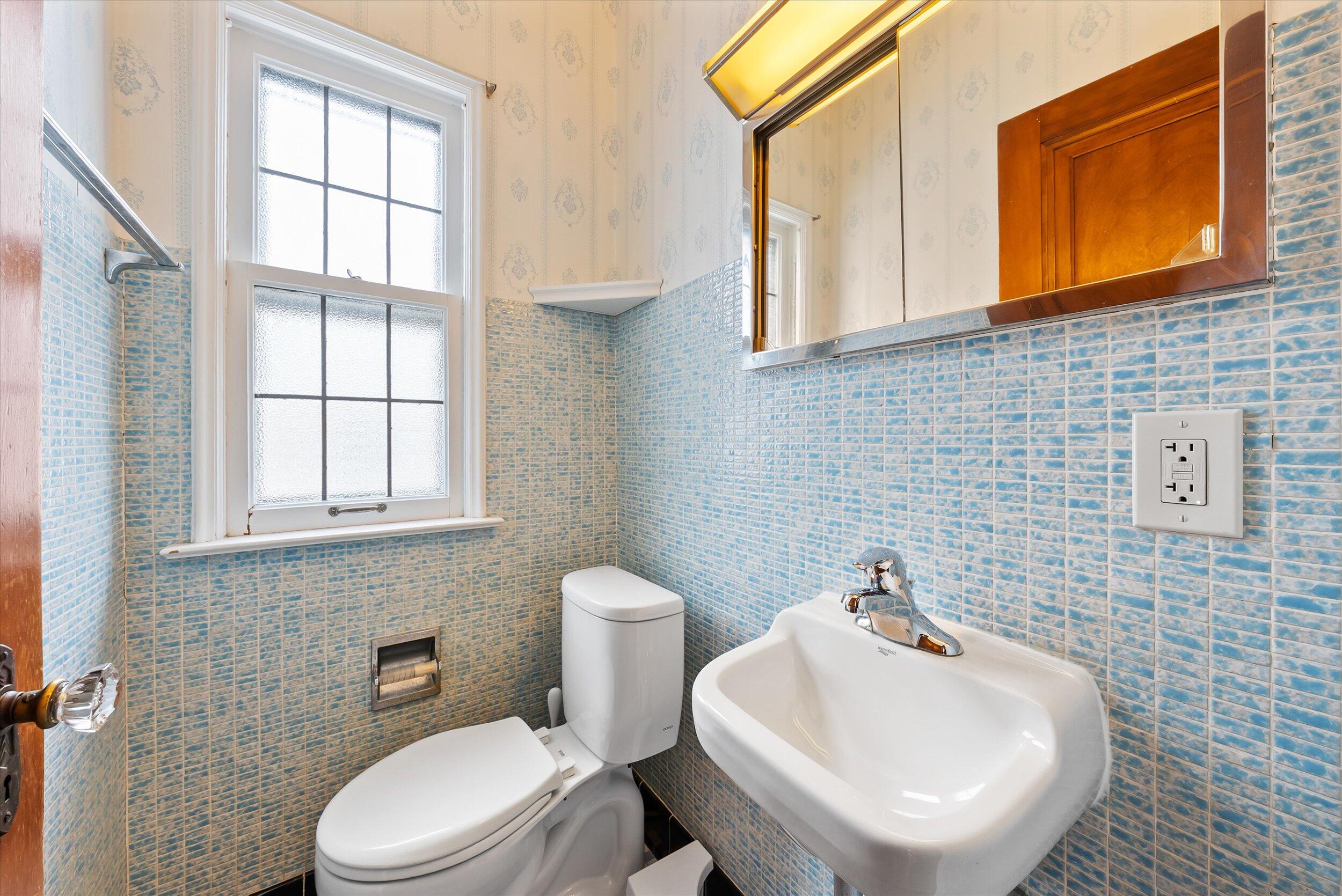 402 North 74th Street Milwaukee, WI 53213 - Photo 18 of 54 Half Bath - main