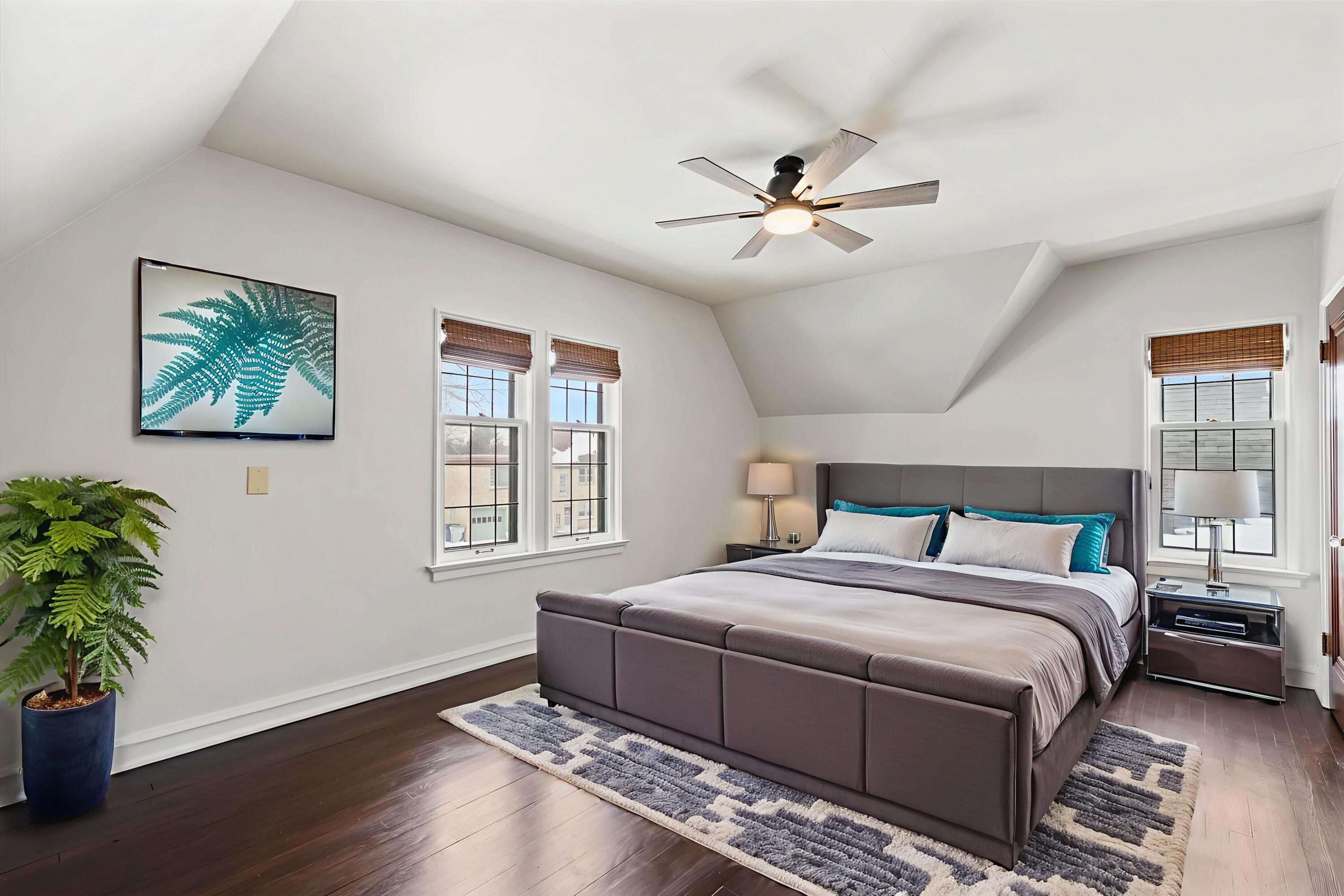 402 North 74th Street Milwaukee, WI 53213 - Photo 21 of 54 Master bedroom - upper
