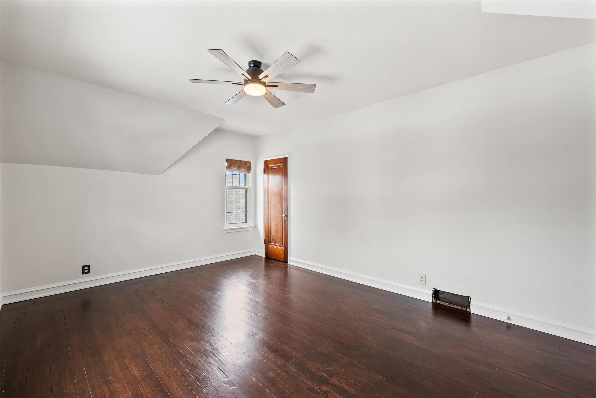 402 North 74th Street Milwaukee, WI 53213 - Photo 24 of 54 Master bedroom - upper