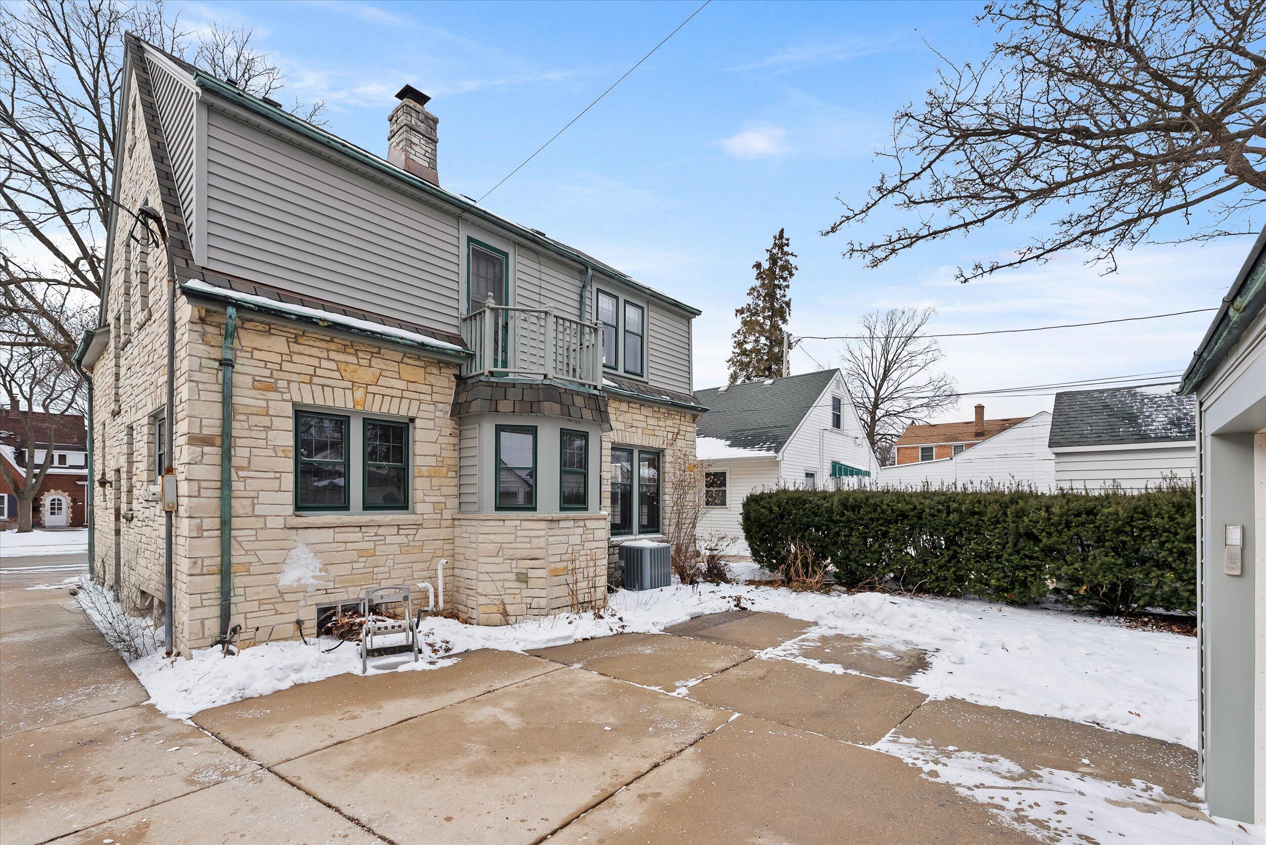 402 North 74th Street Milwaukee, WI 53213 - Photo 40 of 54 Back