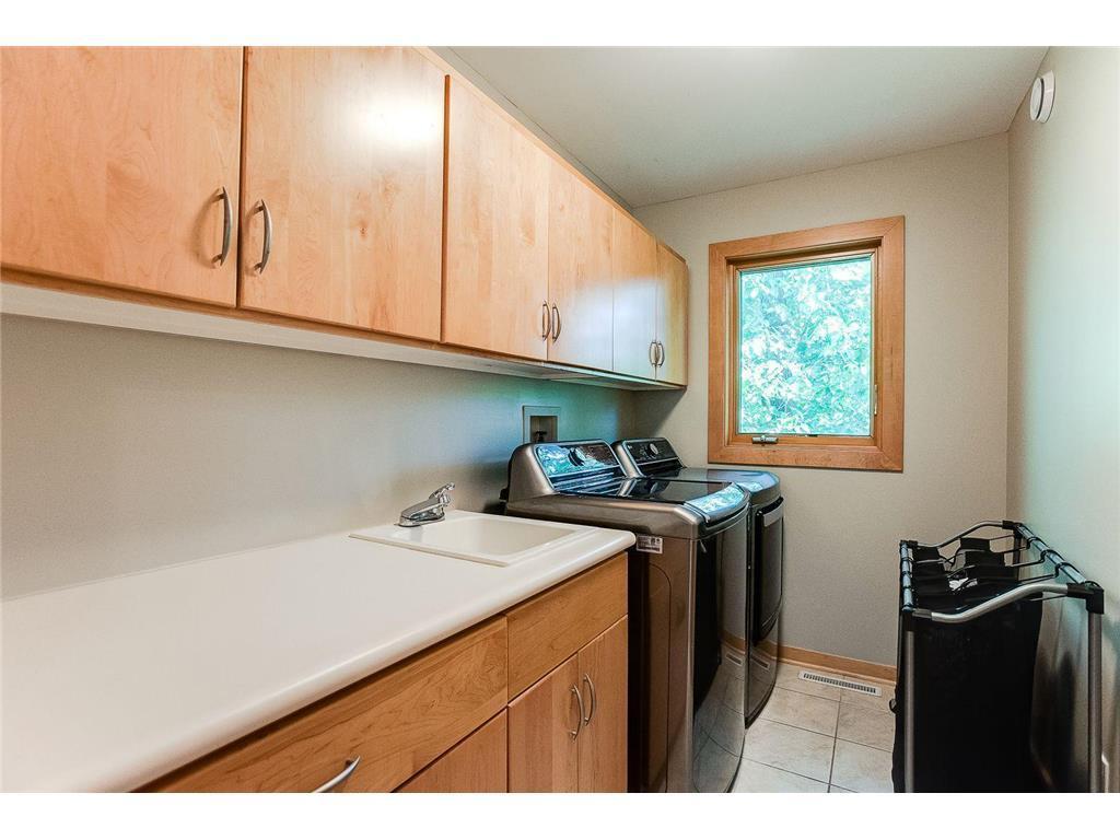 21892 Byron Circle Excelsior, MN 55331 - Photo 15 of 23
