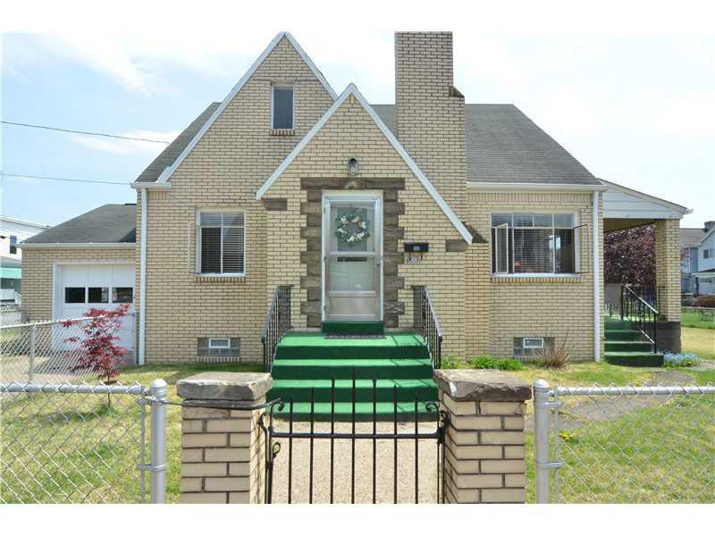 100 Ann Street McKees Rocks, PA 15136 - Photo 2 of 25 Exterior Front.