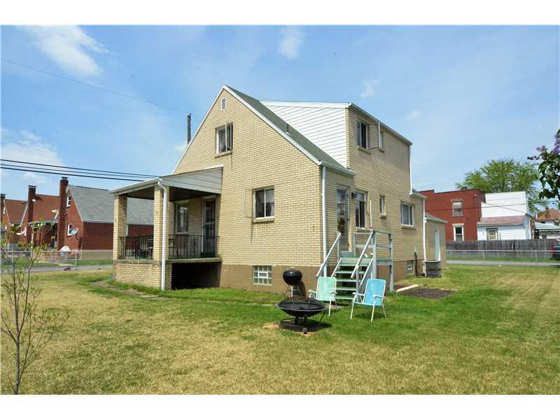 100 Ann Street McKees Rocks, PA 15136 - Photo 25 of 25 Yard/Garden.
