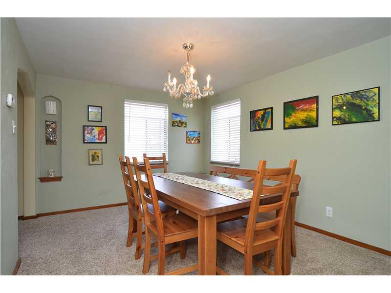 100 Ann Street McKees Rocks, PA 15136 - Photo 8 of 25 Dining Room.