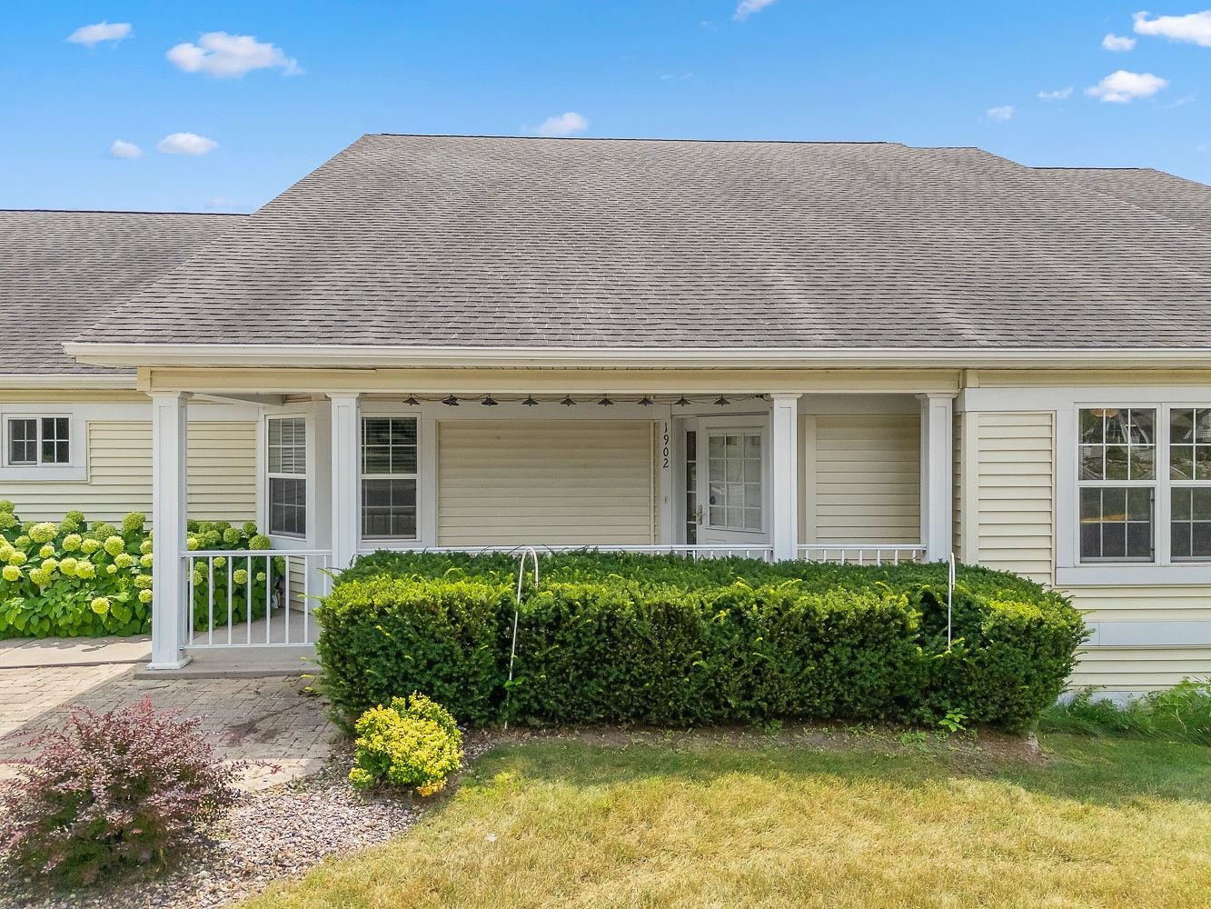 1902 Huntington Park Drive, Unit 1902 Reedsburg, WI 53959 - Photo 2 of 55