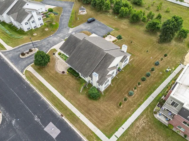 $350,000 | 1902 Huntington Park Drive, Unit 1902, Reedsburg, WI 53959