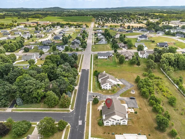 $340,000 | 1902 Huntington Park Drive, Unit 1902, Reedsburg, WI 53959