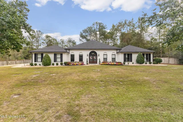 $774,900 | 49 Canebrake Boulevard, Hattiesburg, MS 39402