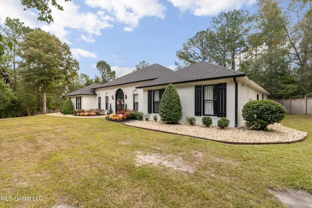 $774,900 | 49 Canebrake Boulevard, Hattiesburg, MS 39402